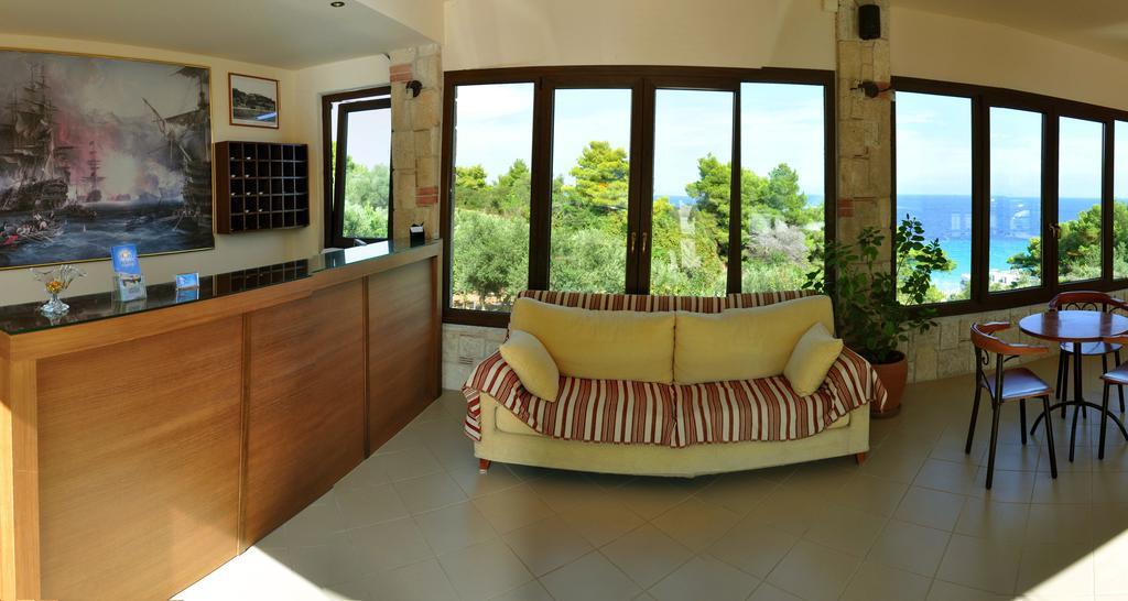 Adonis Hotel Kallithea  ภายนอก รูปภาพ